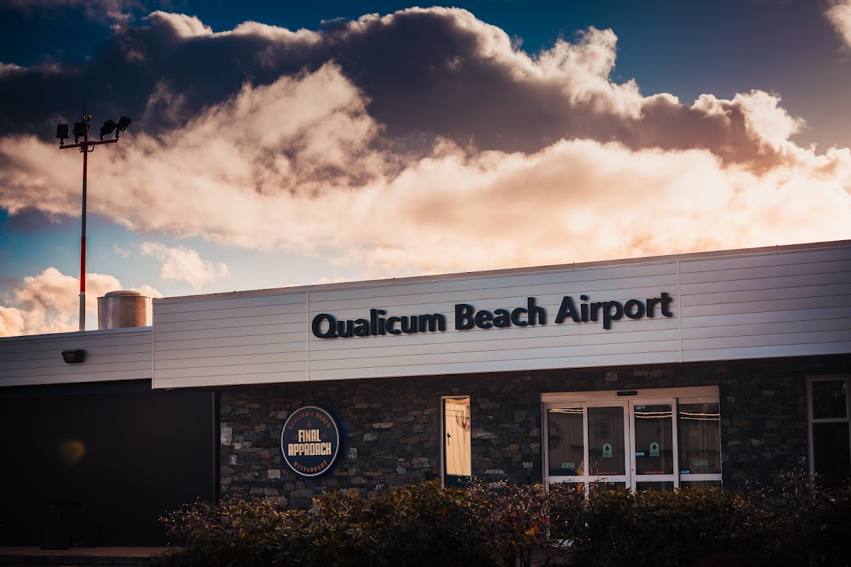 Final Approach Restaurant